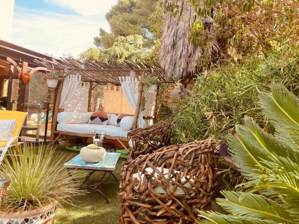 Chez Guy Bed & Breakfast Marseille Bagian luar foto