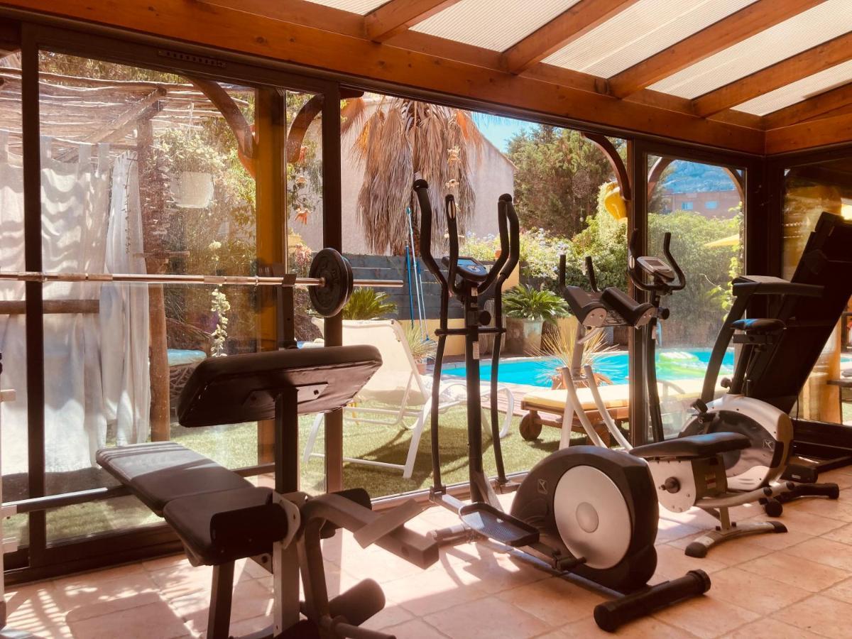 Chez Guy Bed & Breakfast Marseille Bagian luar foto