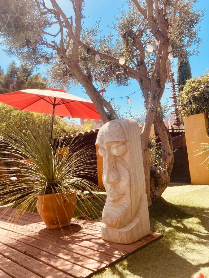 Chez Guy Bed & Breakfast Marseille Bagian luar foto