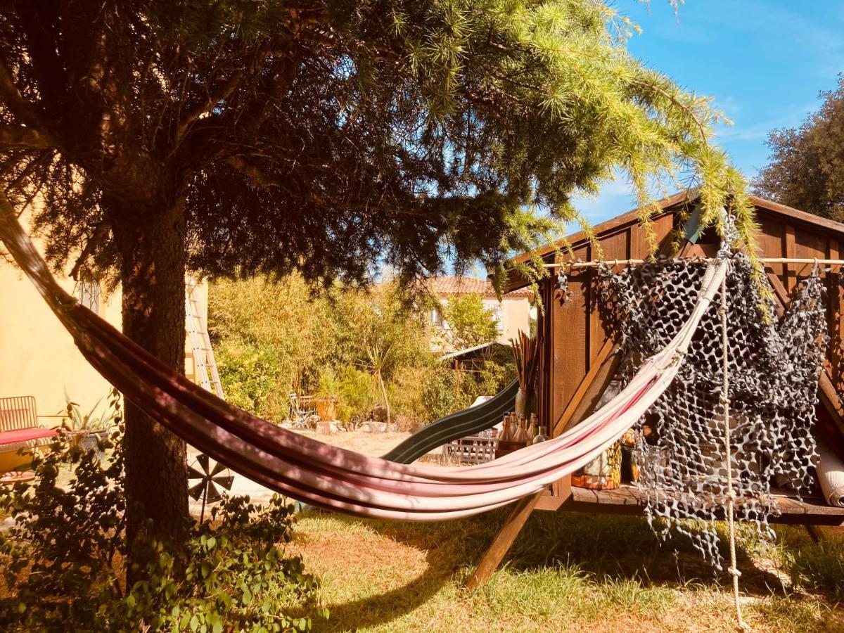 Chez Guy Bed & Breakfast Marseille Bagian luar foto