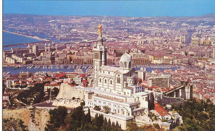 Chez Guy Bed & Breakfast Marseille Bagian luar foto