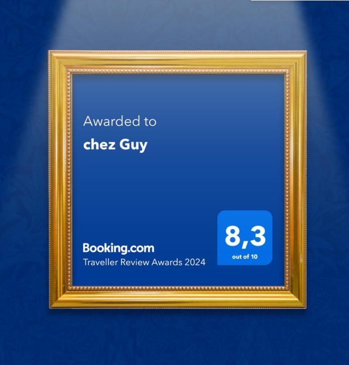Chez Guy Bed & Breakfast Marseille Bagian luar foto